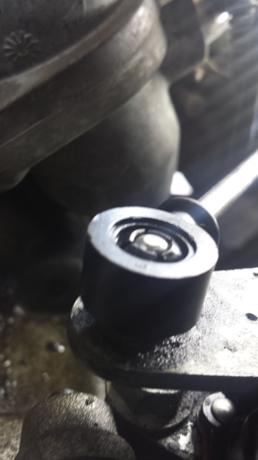 2005 chevy trailblazer shifter cable bushing