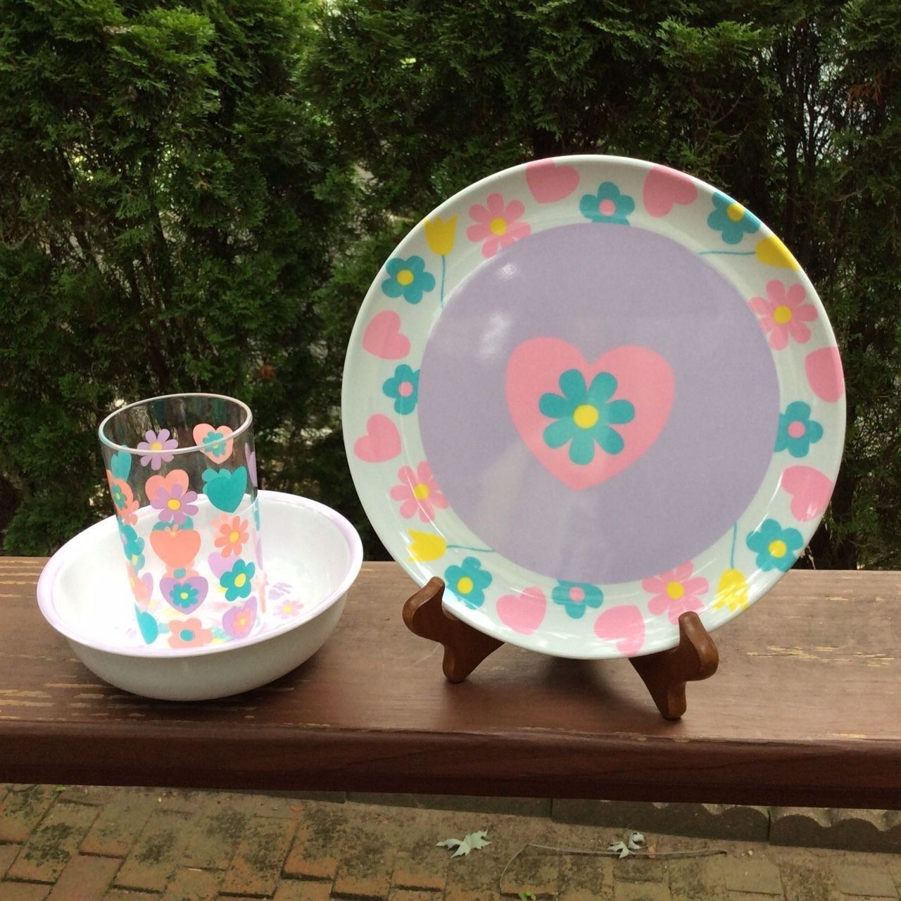 toy cup and plate set