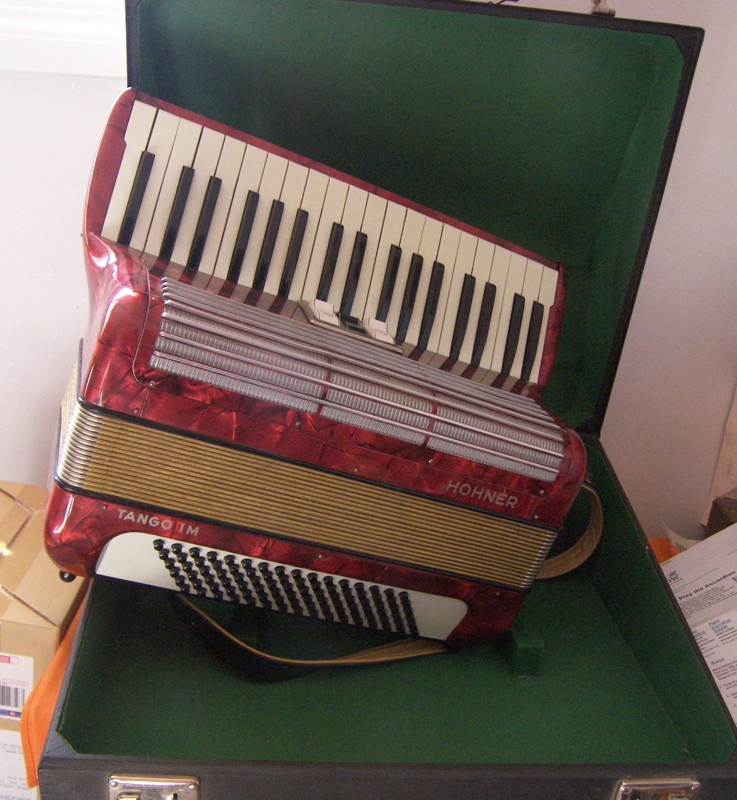 Hohner Tango IM Accordion Full Size 120 Bass Collectors Item