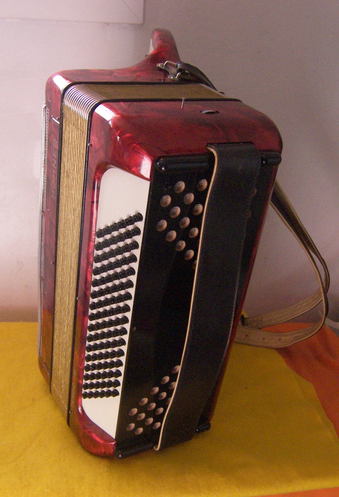Hohner Tango IM Accordion Full Size 120 Bass Collectors Item