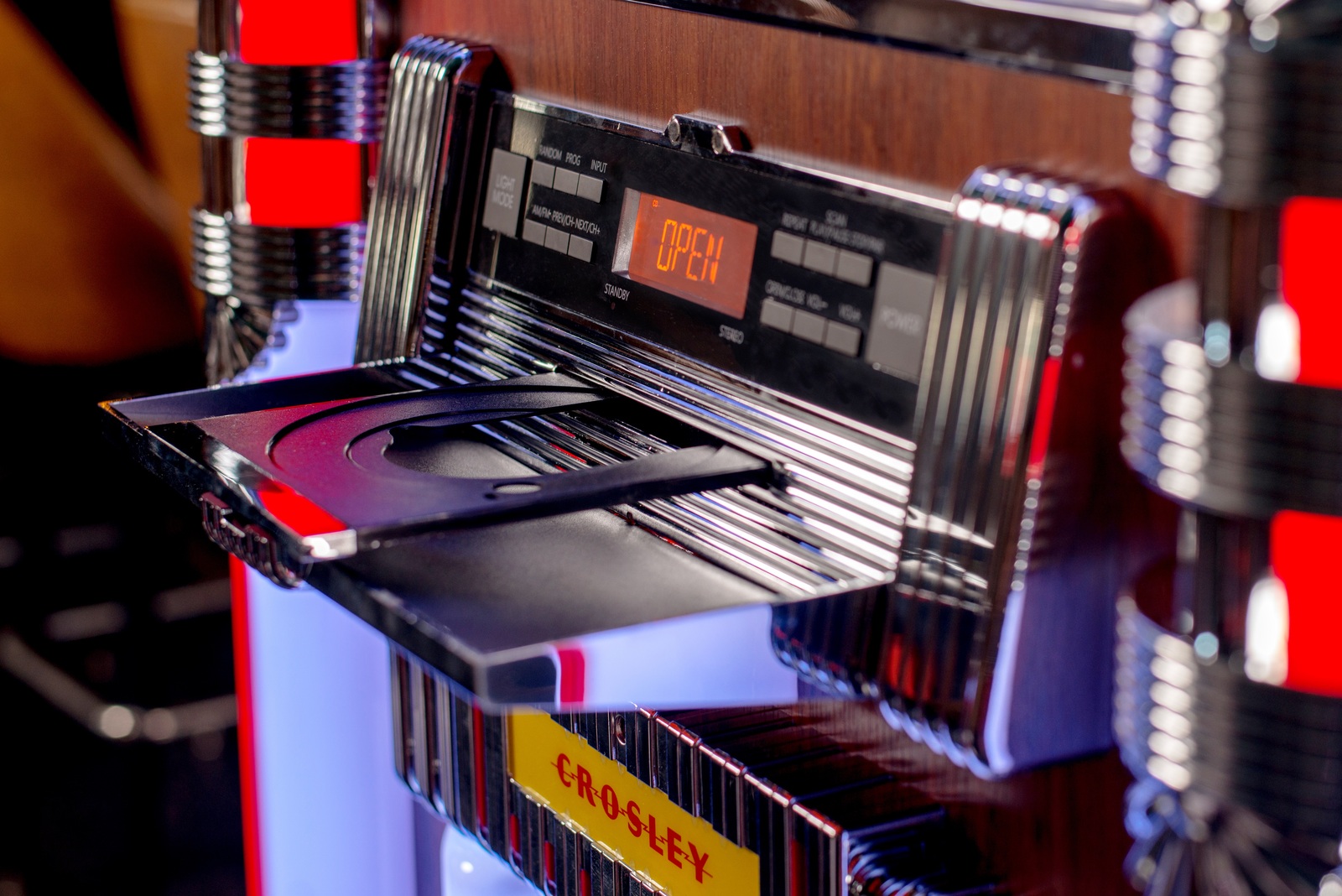 Crosley Digital LED Jukebox with Bluetooth Color Changing Cd am/fm