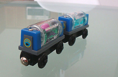 Wooden Railway Thomas /& Friends Thomas With Aquarium Cars Shark And Octopus