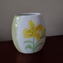 Ceramic Vase, White Green with Yellow Lily Flower, 5", Excellent condition image 1