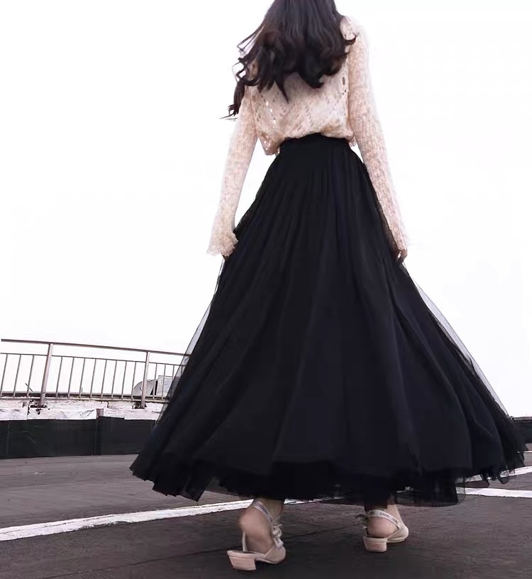 Black long tulle skirt 2