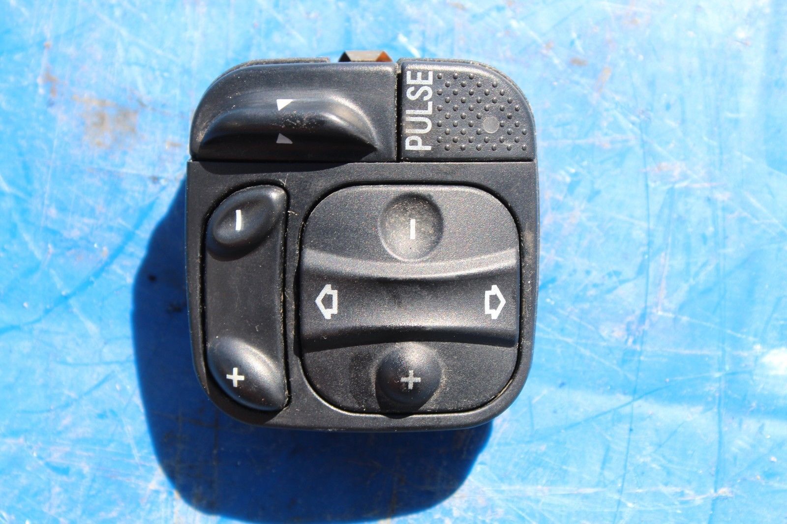 2000-06 MERCEDES BENZ CL500 FRONT SEAT PULSE CONTROL SWITCH R3080 - Car ...