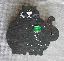 Super Cute Hand-painted Wood Black Cat Brooch 1980s vintage - $12.95