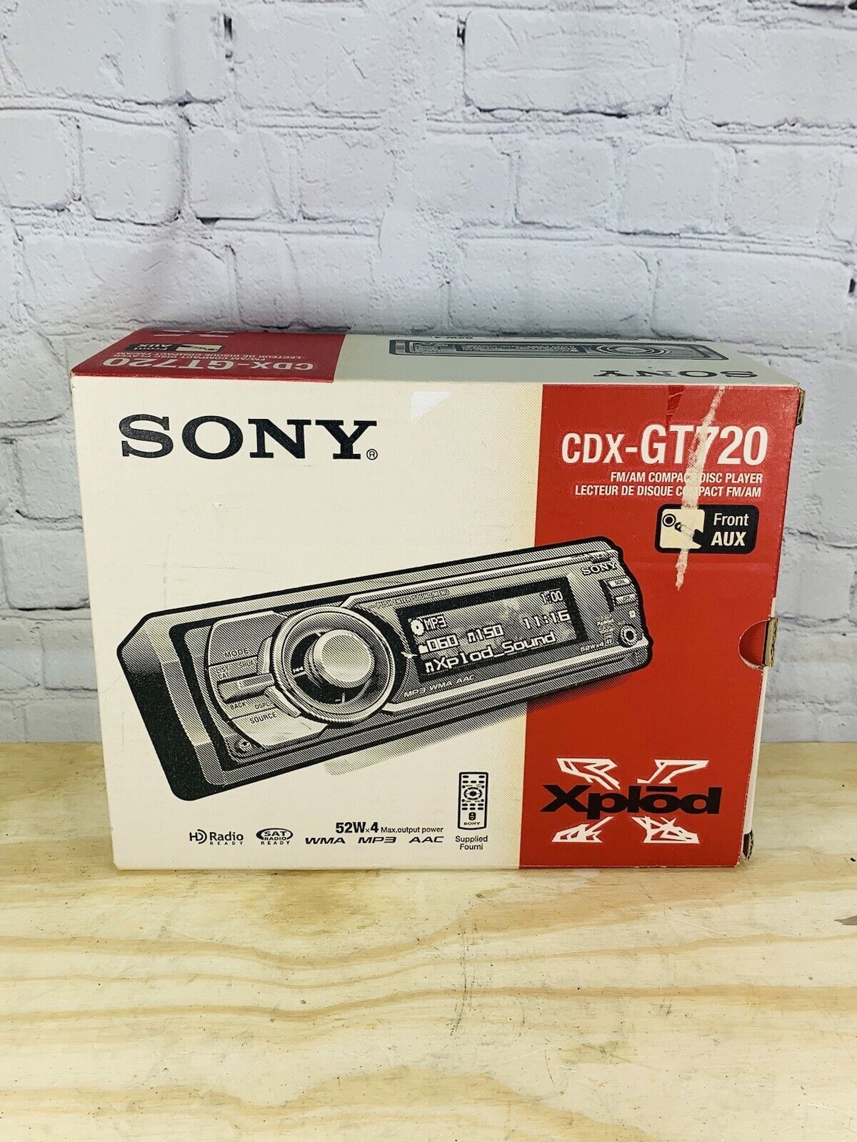SONY CDXGT720 XPLOD CAR STEREO Detachable Face CD Open Box Car Audio