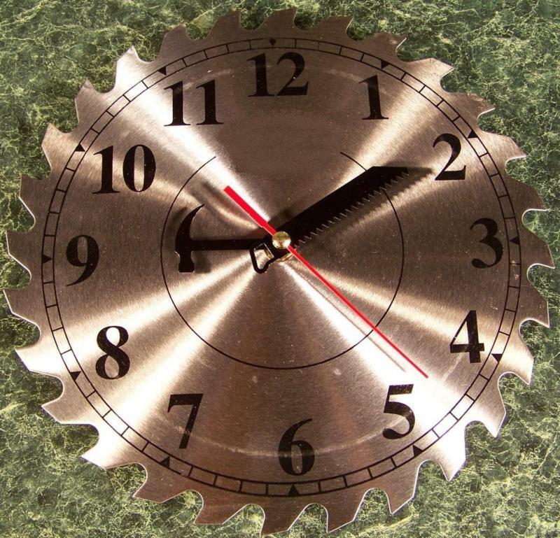 10" Steel Circular Saw Blade CLOCK with Saw and Hammer Hands with