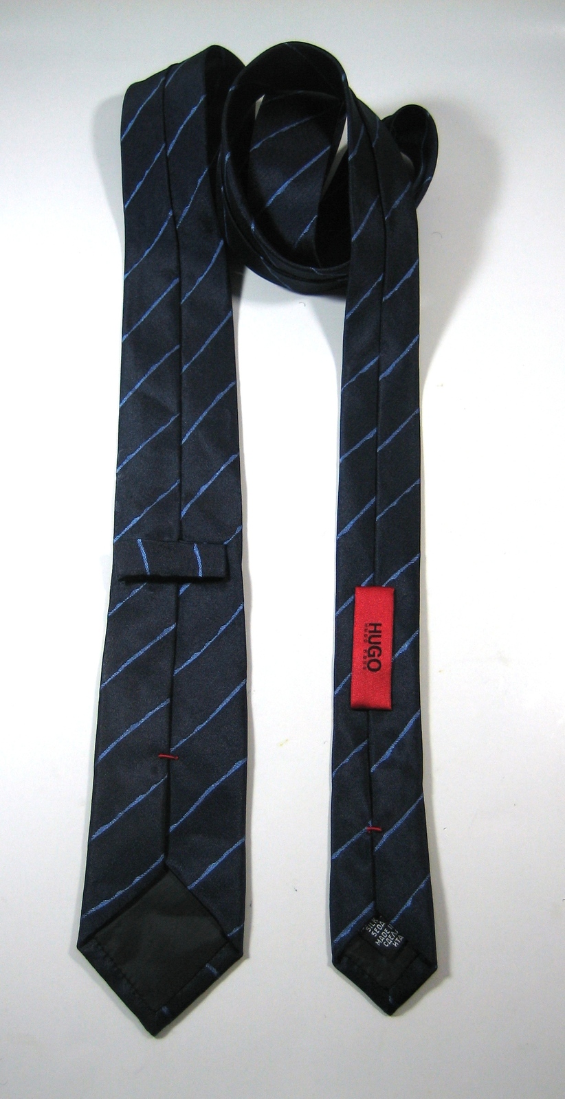 HUGO BOSS Rich Navy Blue Stripe Skinny Slim Tie 100% Silk Long 61