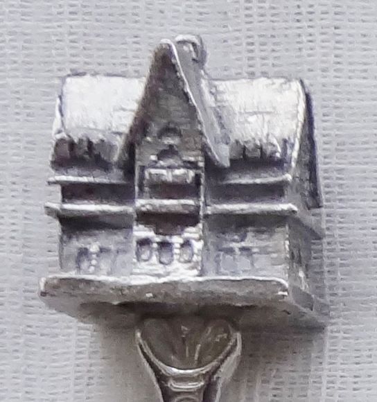 Collector Souvenir Spoon Canada Alberta Waterton Park Lodge