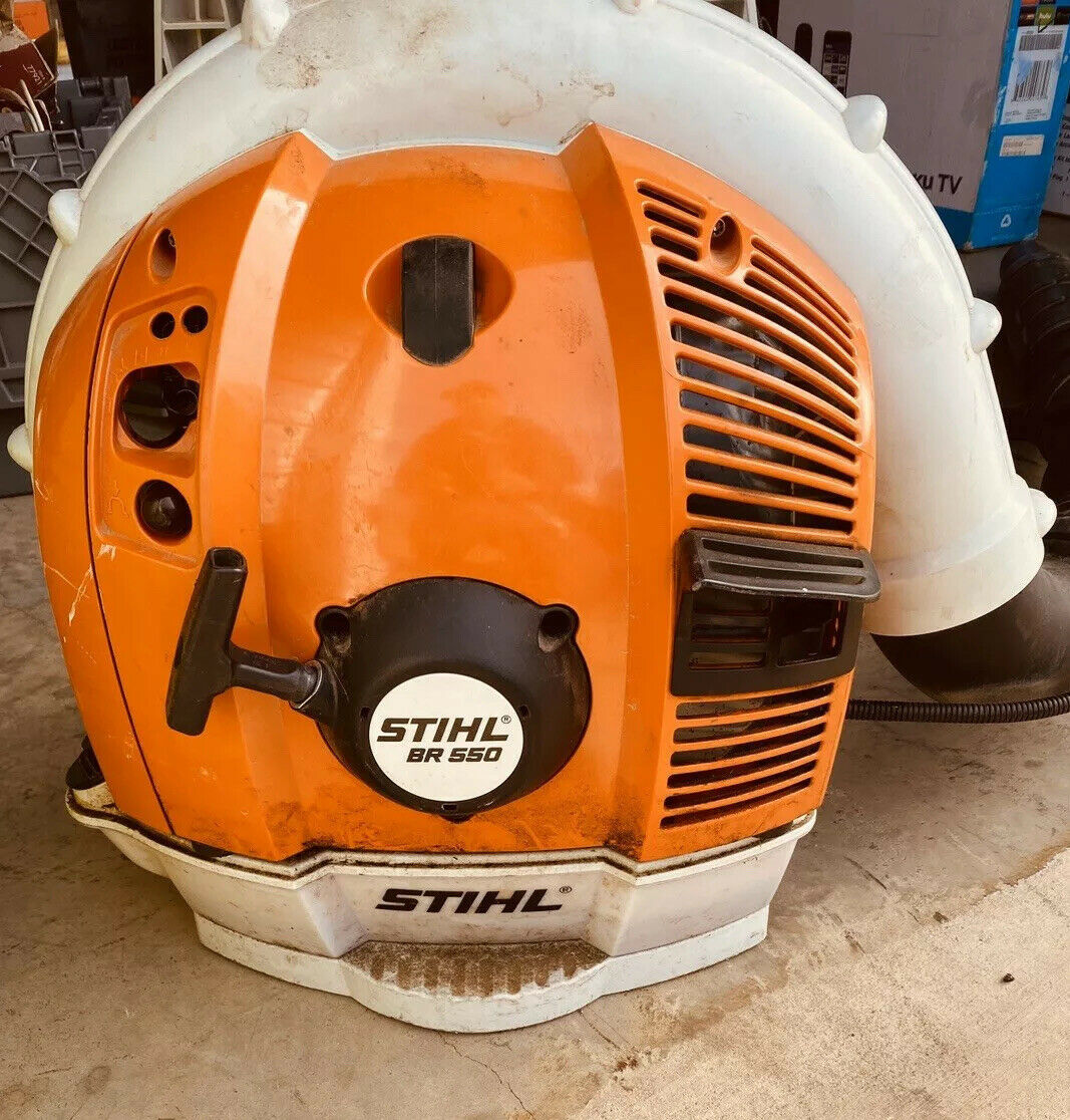 STIHL BR550 COMMERCIAL BACKPACK LEAF BLOWER Leaf Blowers & Vacuums