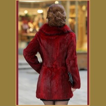 Sable Burgundy Full Pelt Faux Fur Med Coat Long Hair Faux Fur Fox Collar   image 2