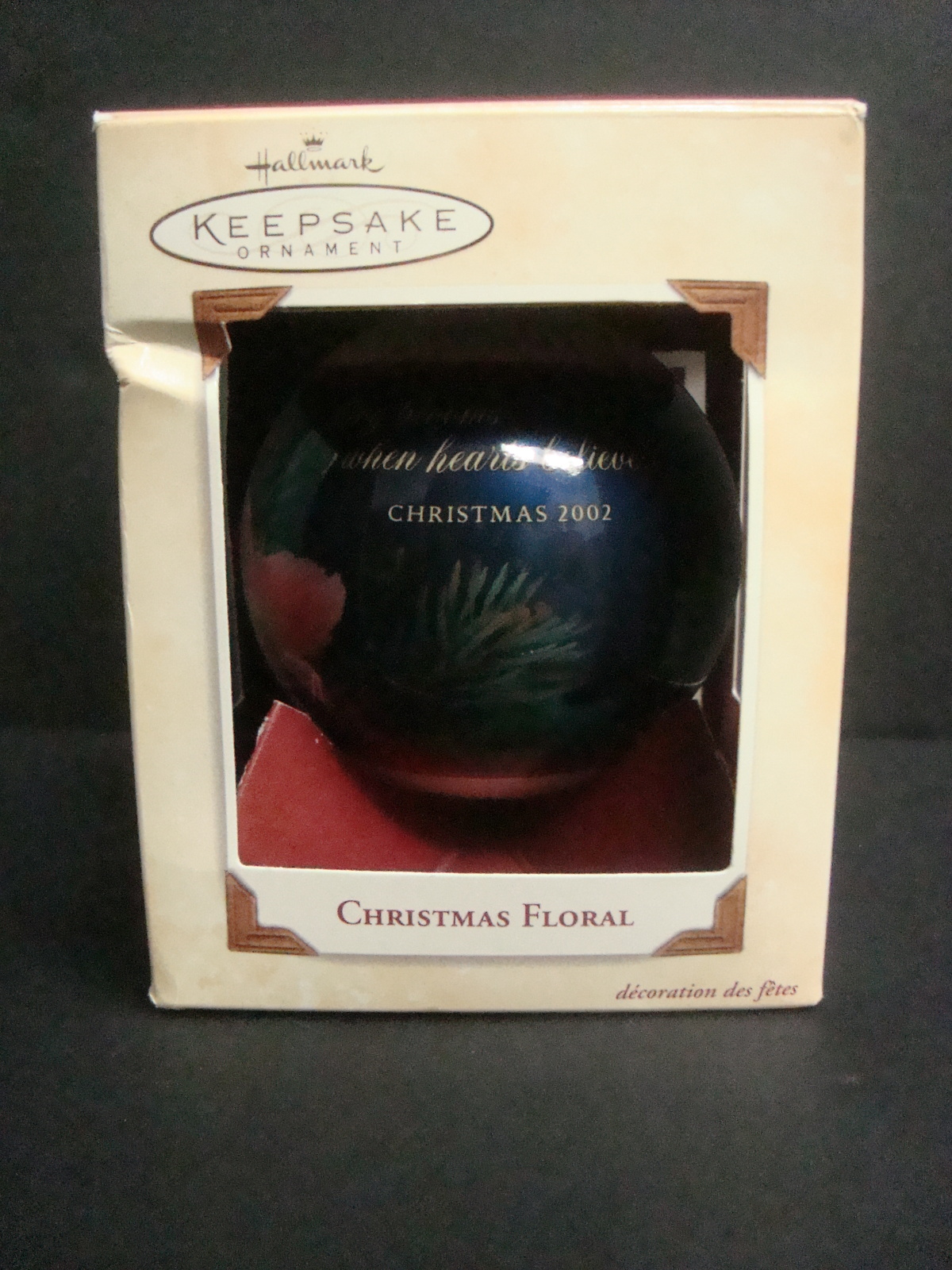 Hallmark Keepsake Ornament Christmas Floral 2002 With Box - Ornaments