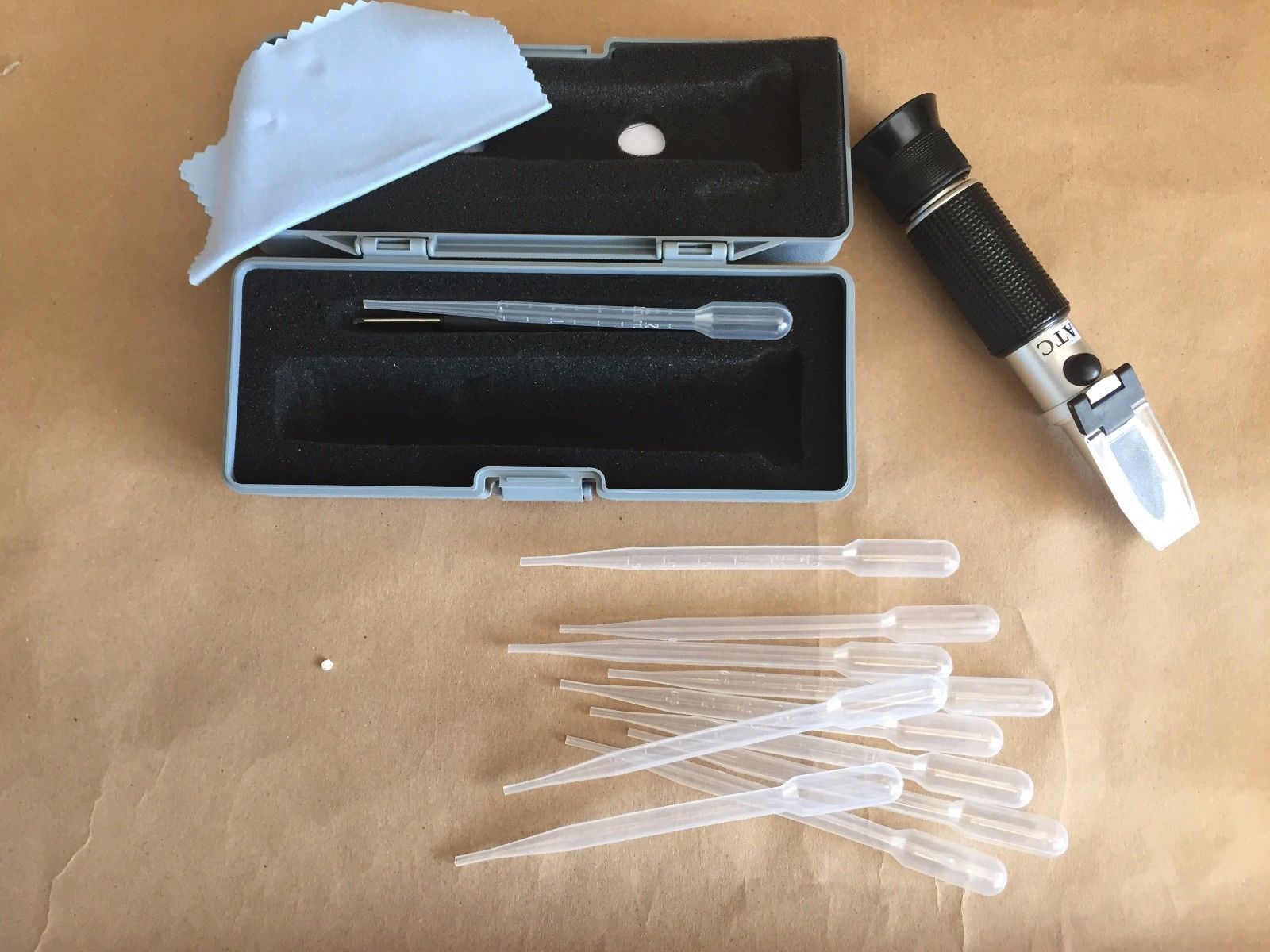 Honey Moisture Refractometer 4 Beekeeping Bees+ Calibration Fluid+ 10