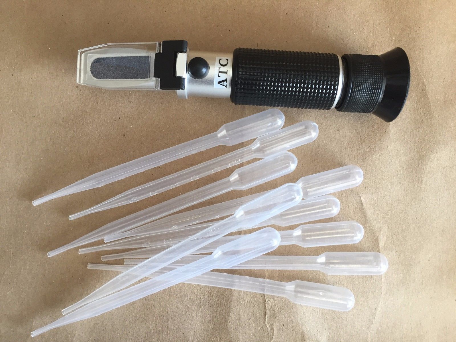 Honey Moisture Refractometer 4 Beekeeping Bees+ Calibration Fluid+ 10