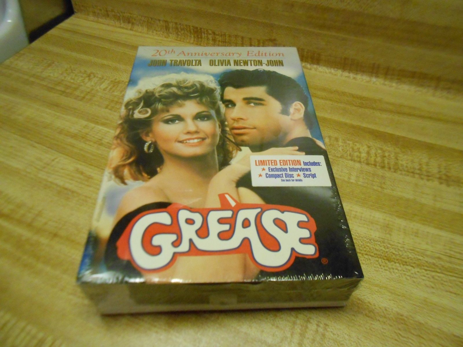 Grease (VHS, 1998, 20th Anniversary Edition) with script VHS Tapes
