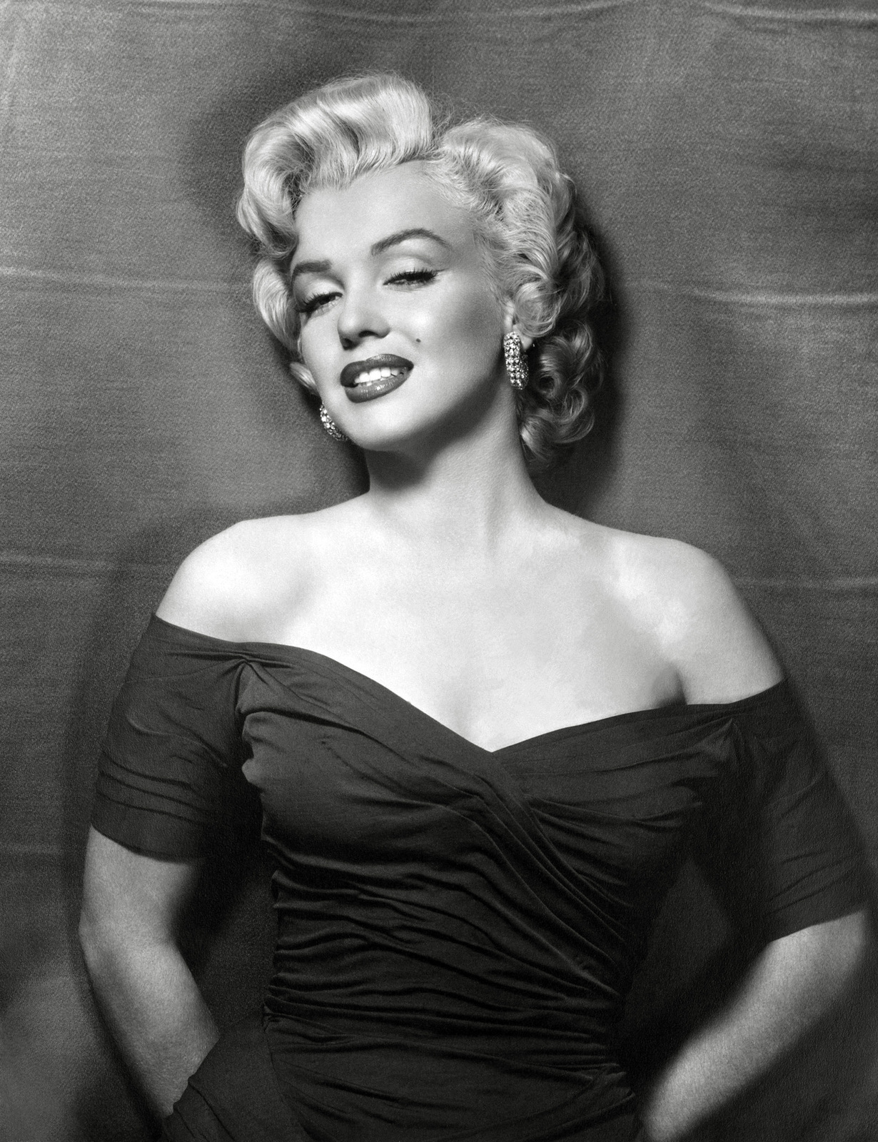 Marilyn Monroe Poster Famous Fashion Icon Sexy Actress Model Art Print ...
