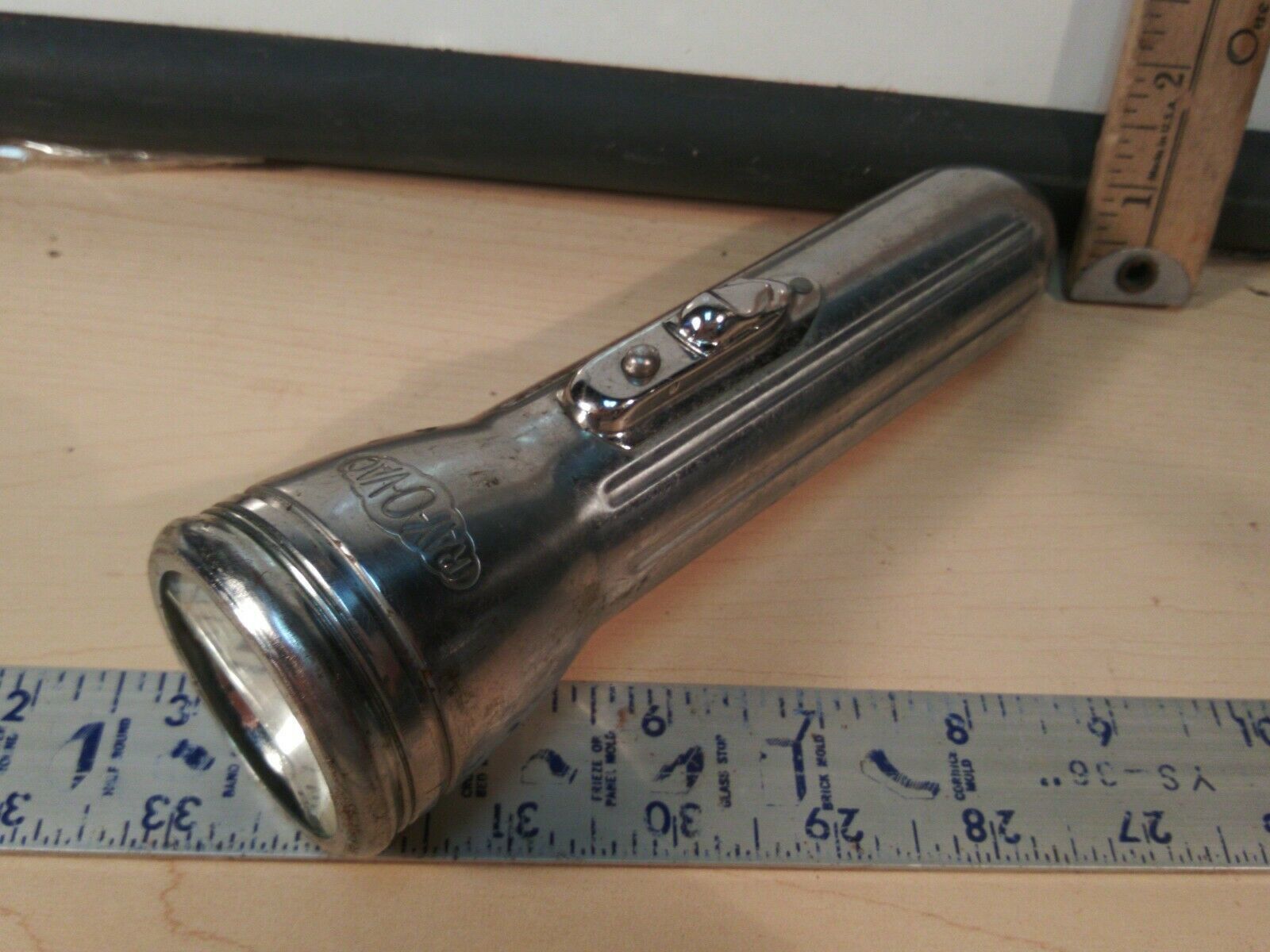 Vintage Rayovac Metal Bullet Flashlight Flashlights