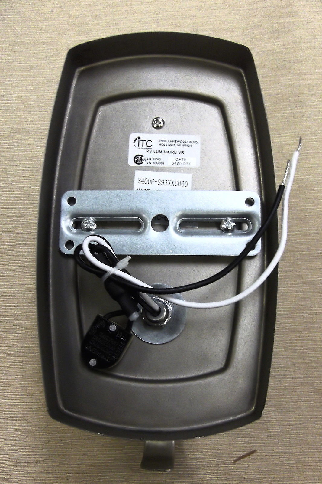 ITC RV Luminaire VR 3400FS93XX6000 Wall Light W/ Push Button On/Off