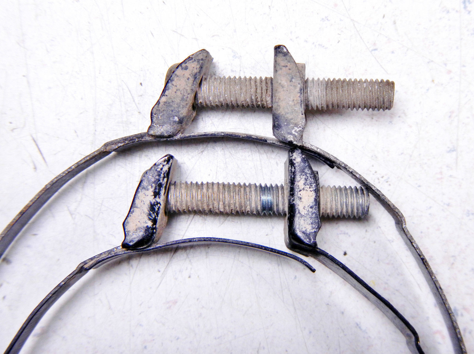 84 HONDA ATC200ES BIG RED DRIVESHAFT DRIVE SHAFT RUBBER BOOT CLAMP SET Transmissions & Chains