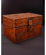 Vintage Folk Art Box - raised relief birds - Copper finish - recipe box ... - $75.00