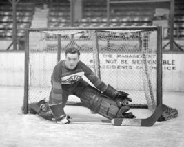 Cecil Tiny Thompson 8X10 Photo Hockey Boston Bruins Picture Nhl - $3.95