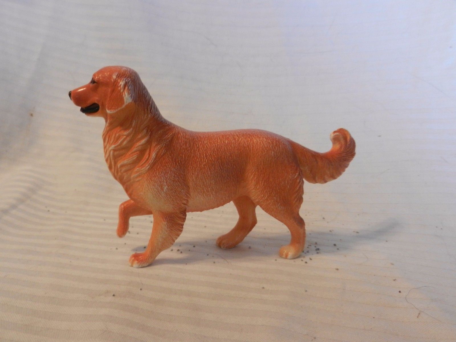 golden retriever dog figurine