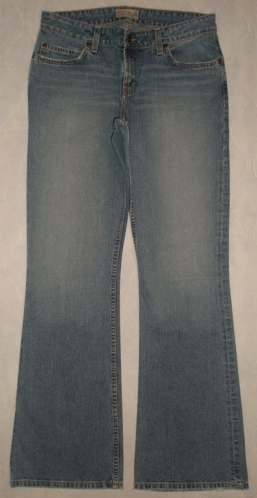 flare jeans buckle