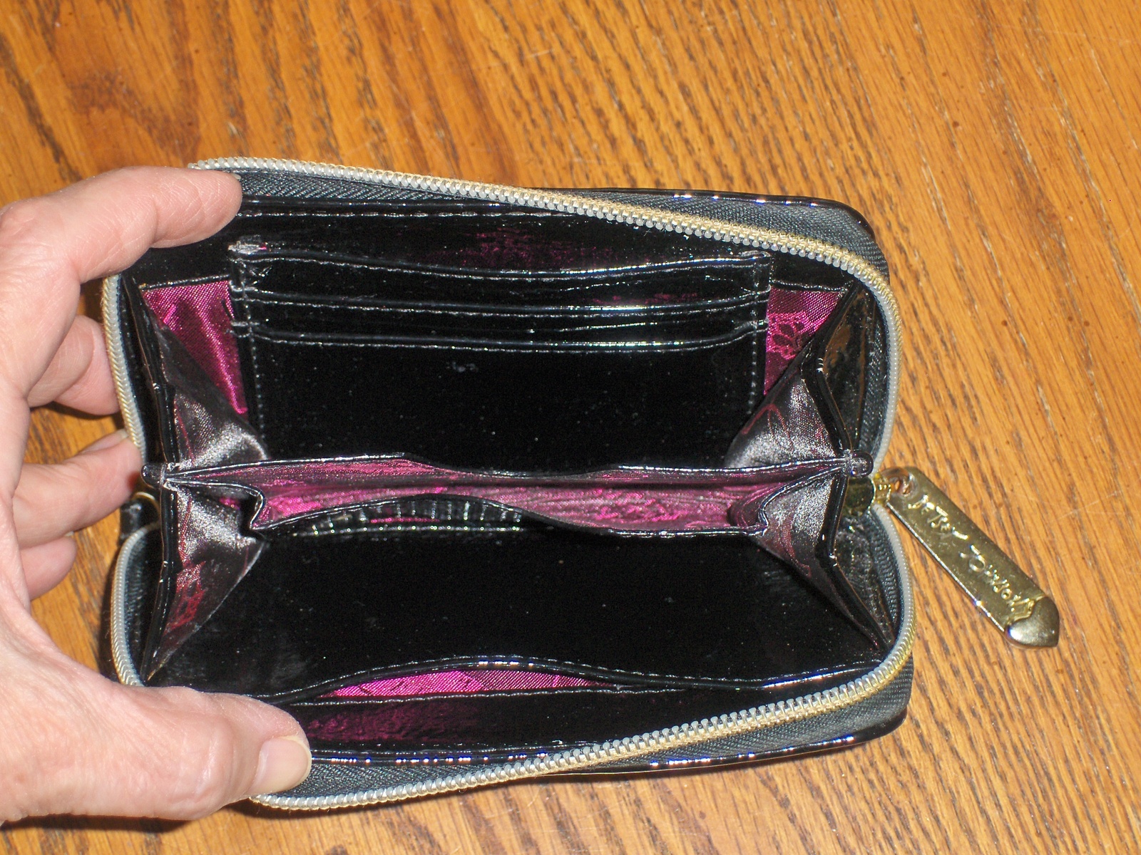 Betsey Johnson Zip Around Wallet Metallic Clutch Purse Gold Wallets