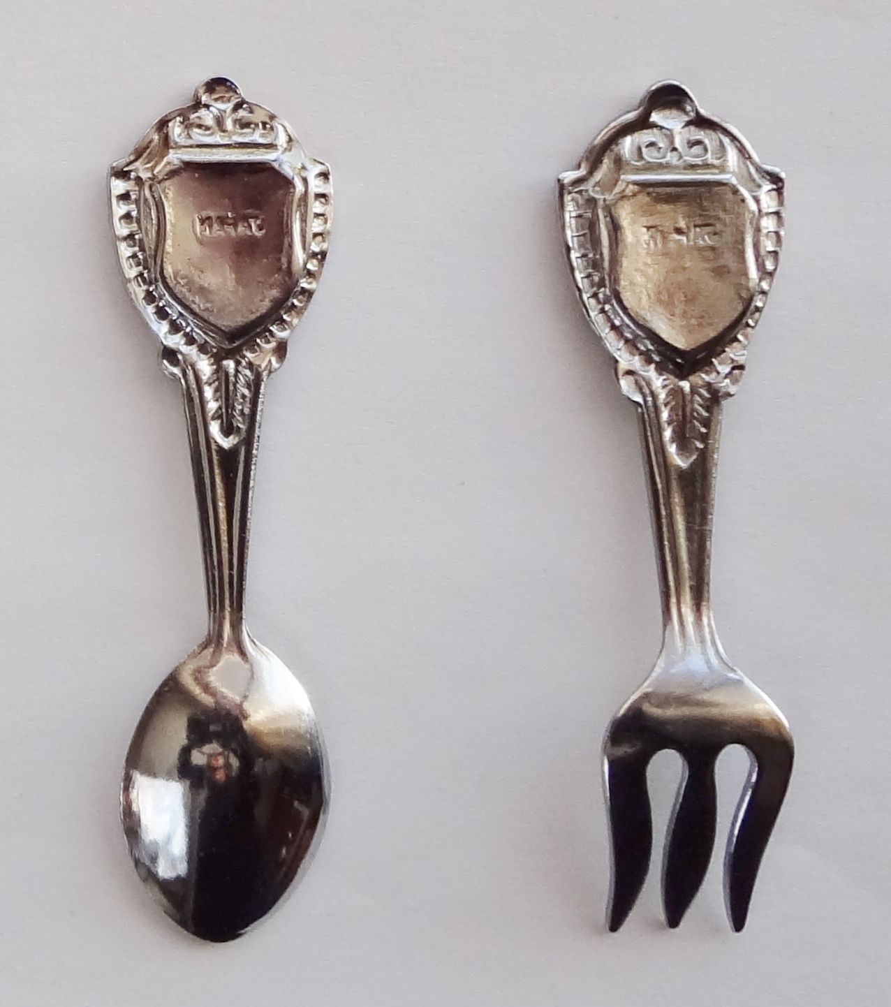 Collector Souvenir Fork Spoon Set Canada Alberta Edmonton Miniature