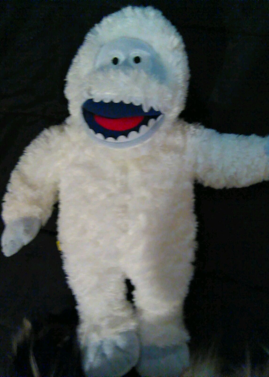 large abominable snowman stuffed animal