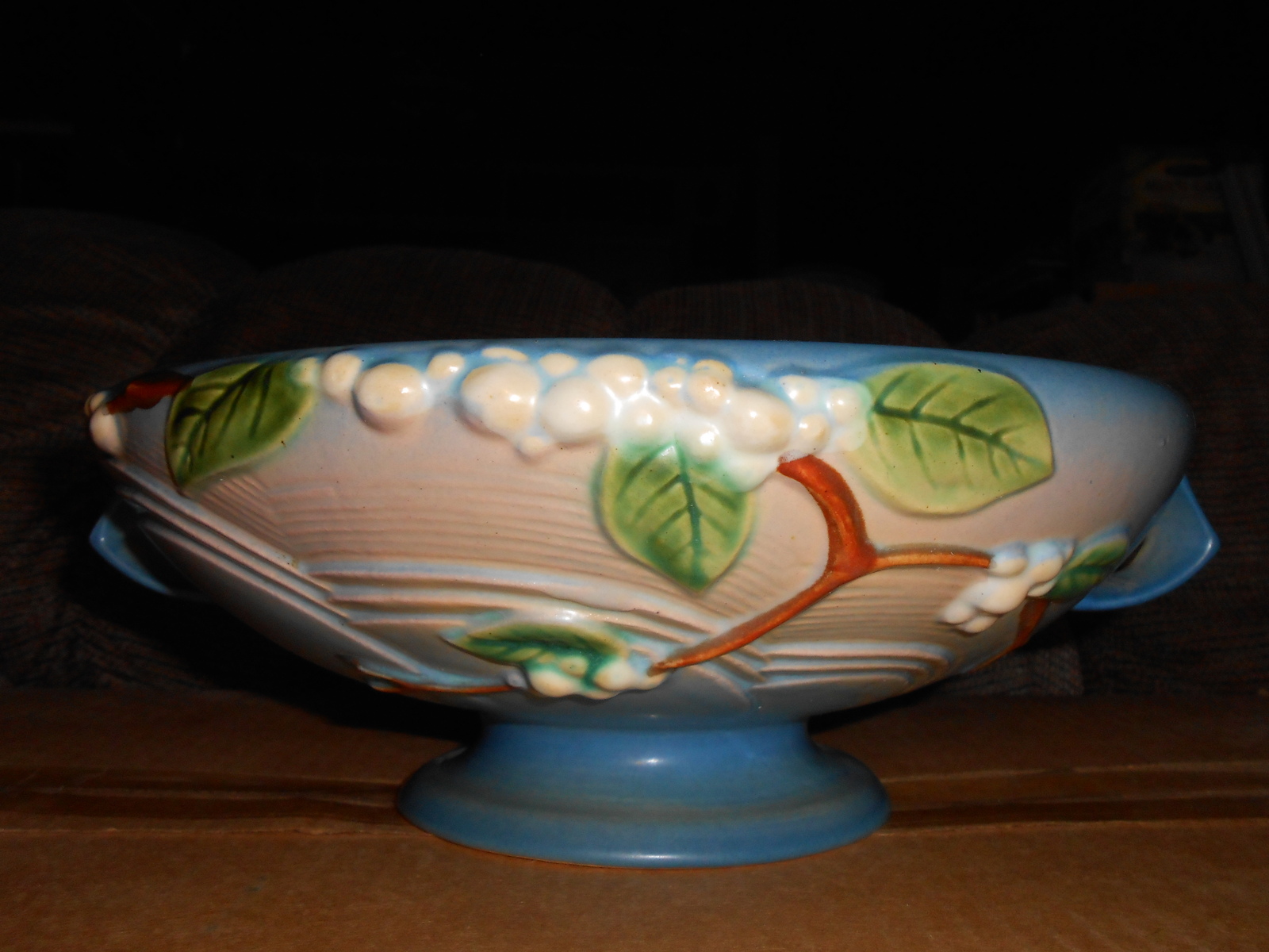 Roseville Pottery Snowberry Blue Footed Console Bowl - Roseville