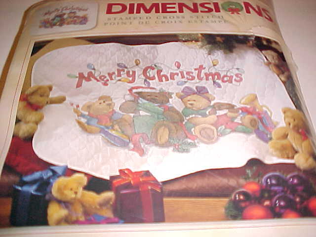 Primary image for Dimensions 2004 Stamped Cross Stitch Christmas Bears Quilt Todd Trainer 43" x 34