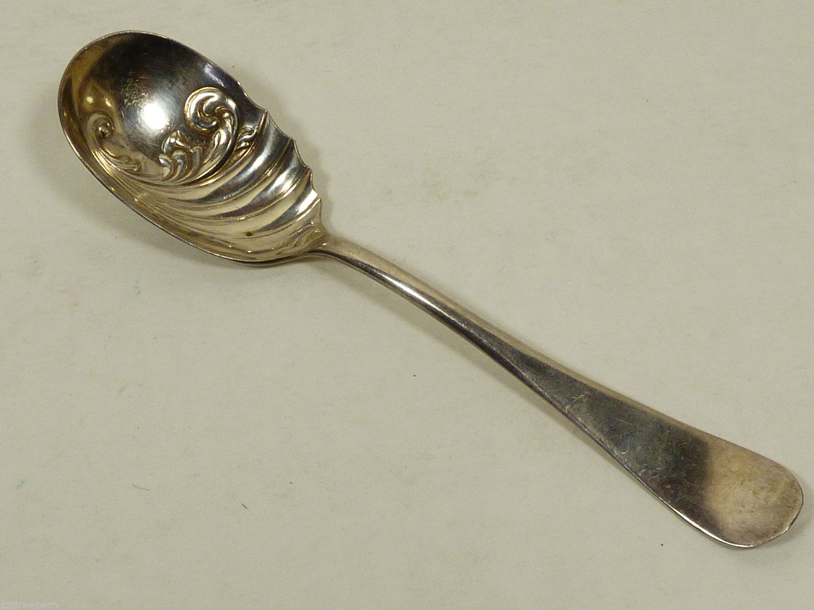 VTG Rogers 1881 Silver Plate serving spoon Scroll shell design ...