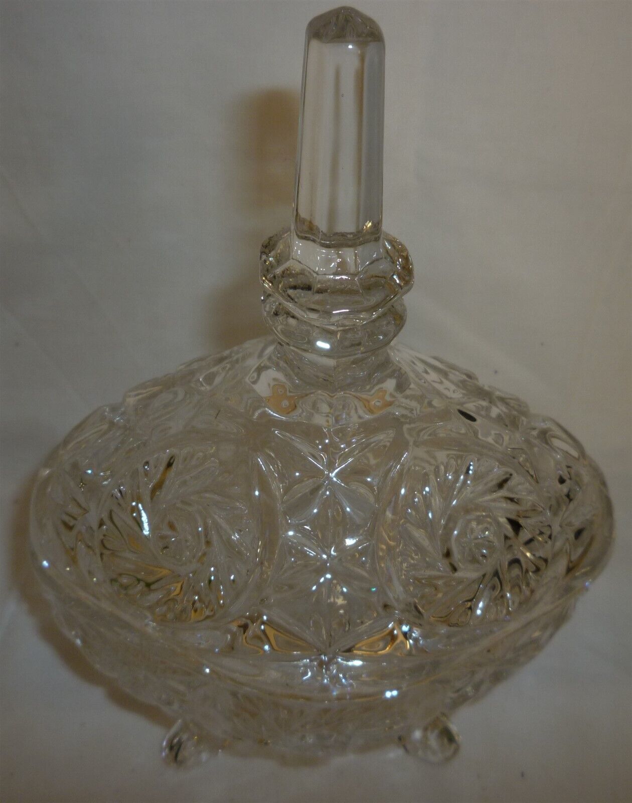 VINTAGE LEAD CRYSTAL FOOTED BON BON COVERED FOOTED DISH Bowls