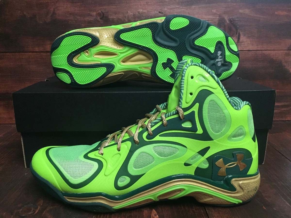 Under Armour Micro G Anatomix 1248426392 Men Green Gold Notre Dame