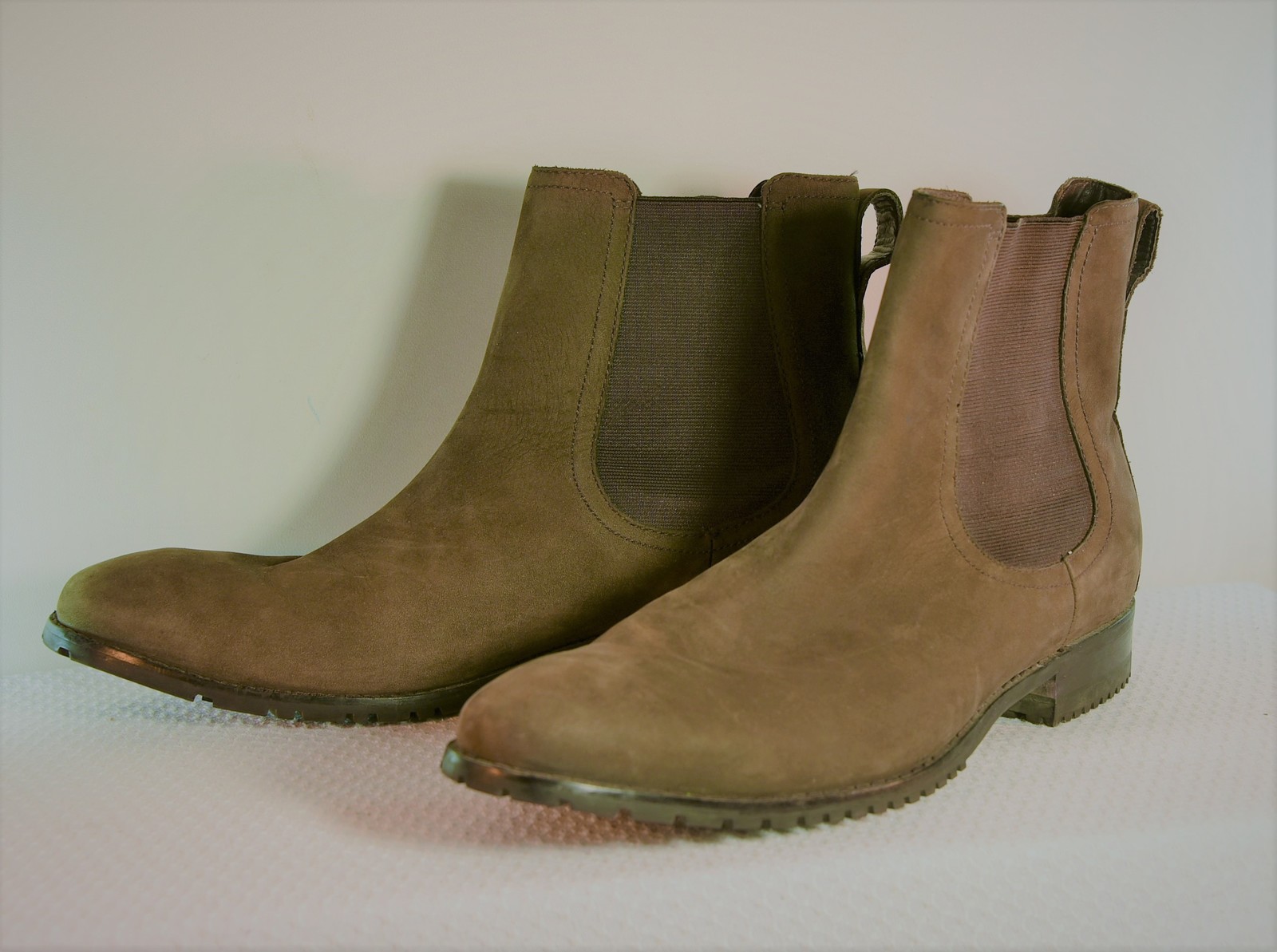 women's suede chelsea boots