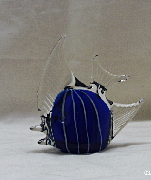 glass angel fish figurine