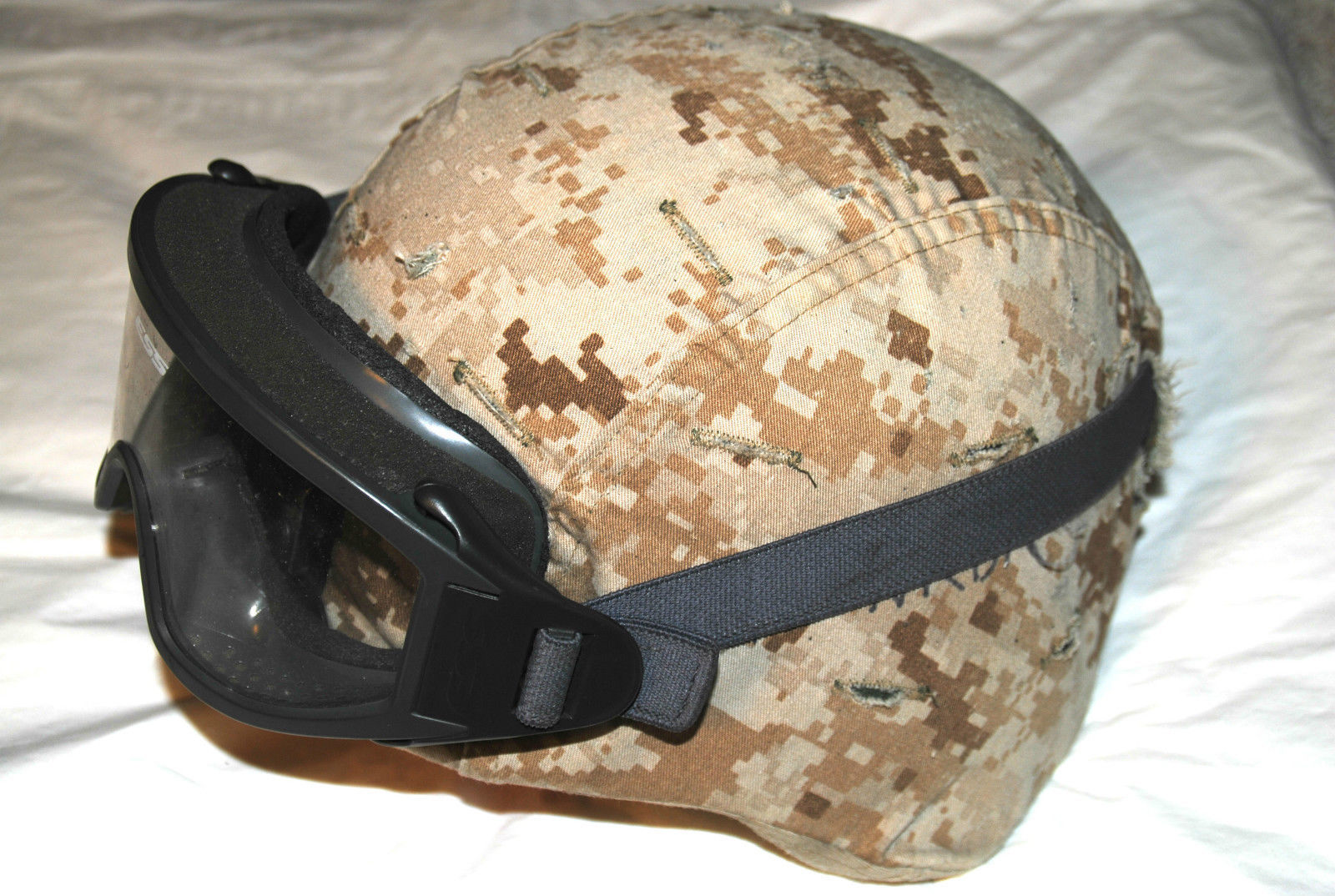 USMC GENTEX LIGHTWEIGHT HELMET LARGE Uniforms