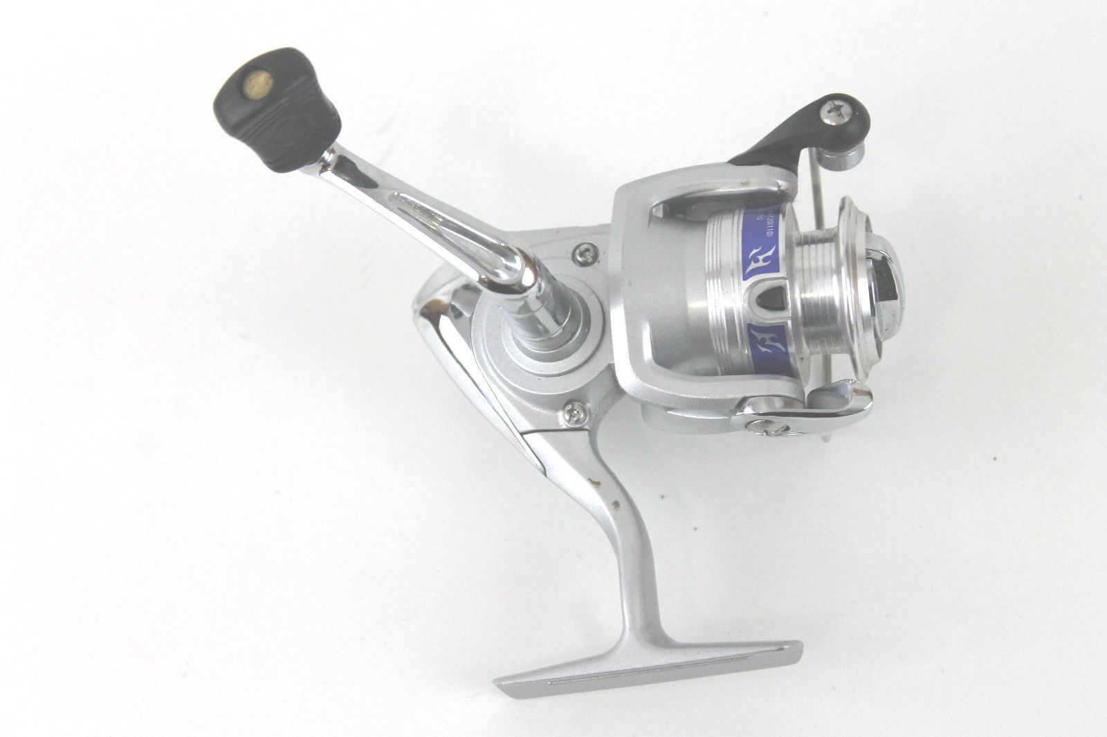 DAIWA SHOCK 10002B SPINNING REEL CHROME 2 BALL BEARING display model