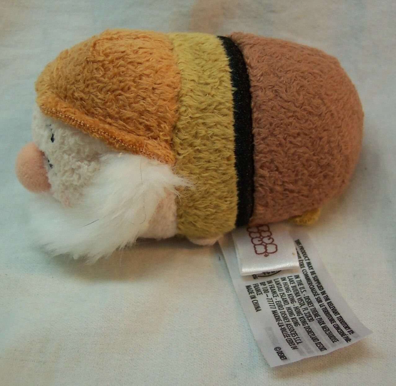 Disney Snow White TSUM TSUM SNEEZY DWARF 3