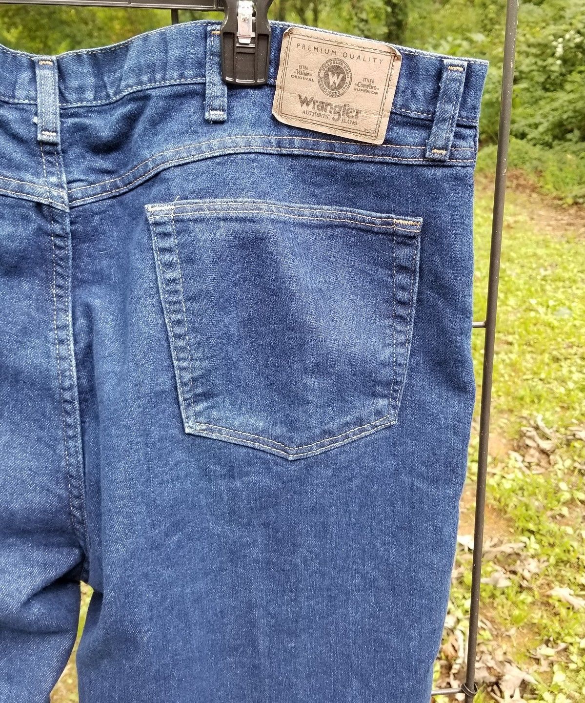 Джинсы ship. Wrangler Regular shorts 840. Вранглер регуляр фит. Oldaxe Wrangler Jeans. Джинсы Bonanza.