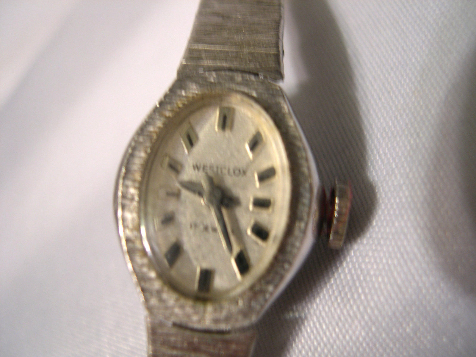 L27, Westclox, 17 Jewel Ladies Watch, 10 and 11 similar items