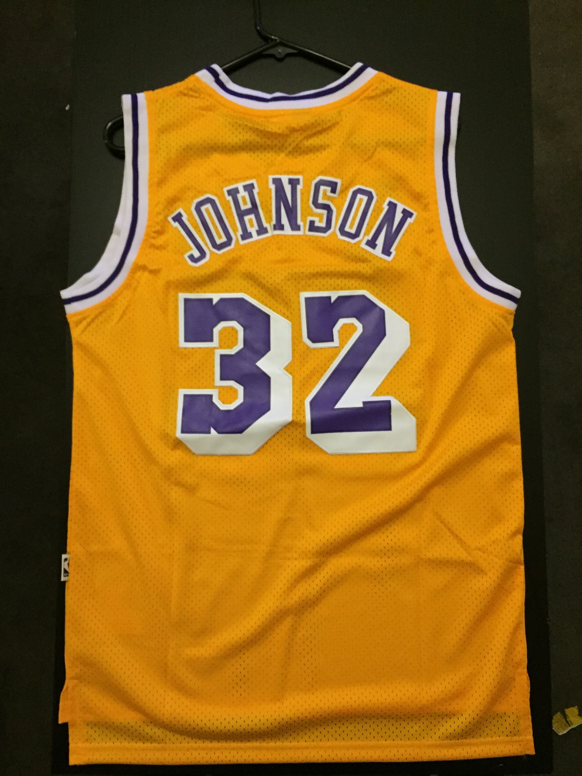 magic johnson 32 jersey