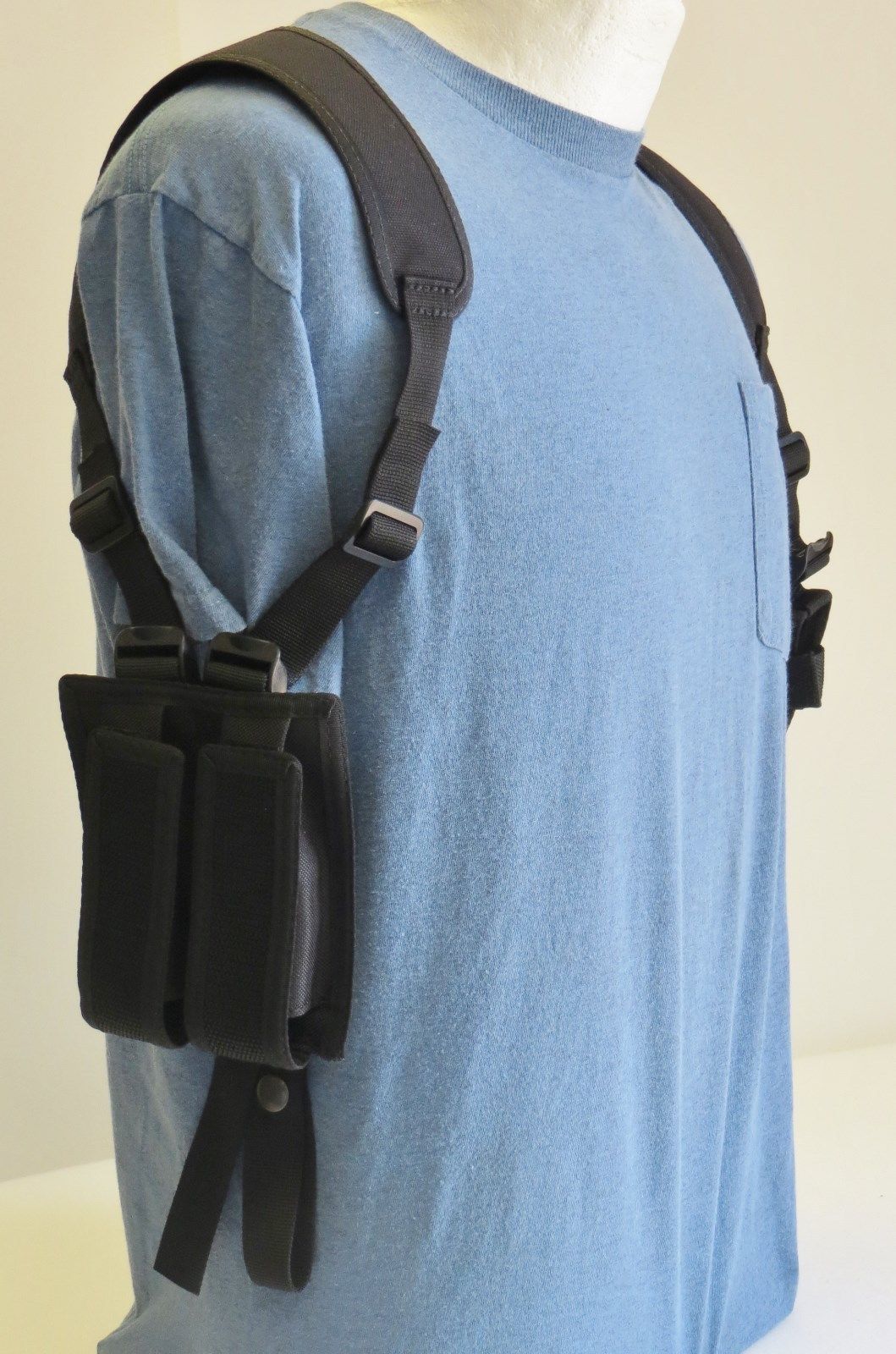 Shoulder Holster for GLOCK 17, 22 & 31 with TACTICAL LIGHT - Double Mag