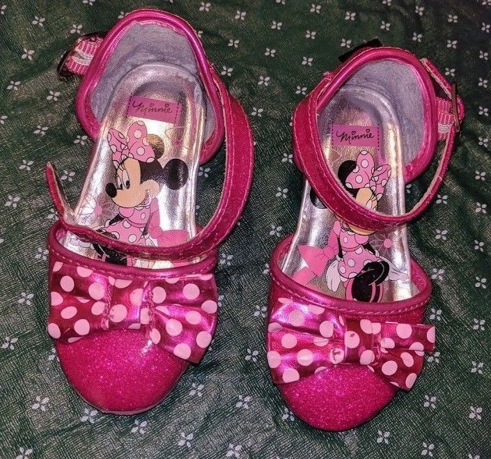 Toddler Girls Size 7 Red Minnie Mouse Sandals NWT