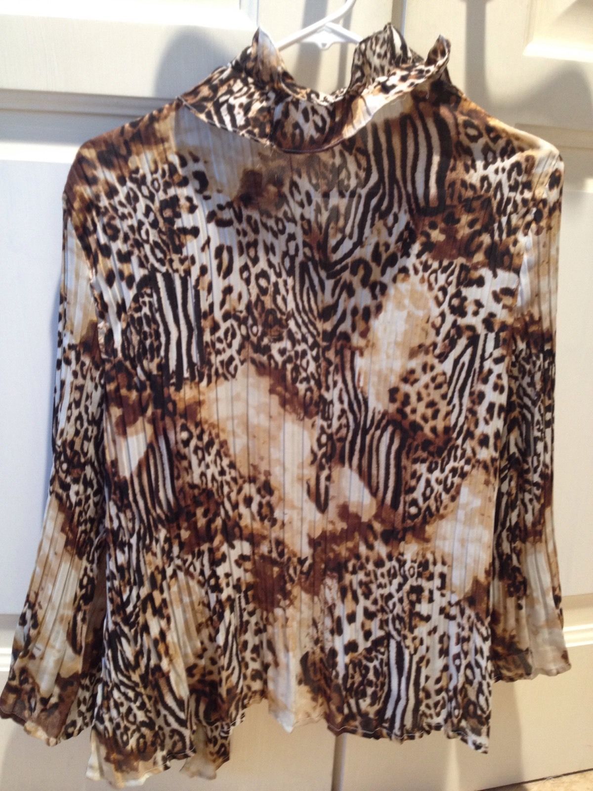 Animal Print Frilly Blouse By Erin London Size Xl - Tops