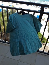 Turquoise Short Sleeve Shirt By Lizsport Size Large - $26.99