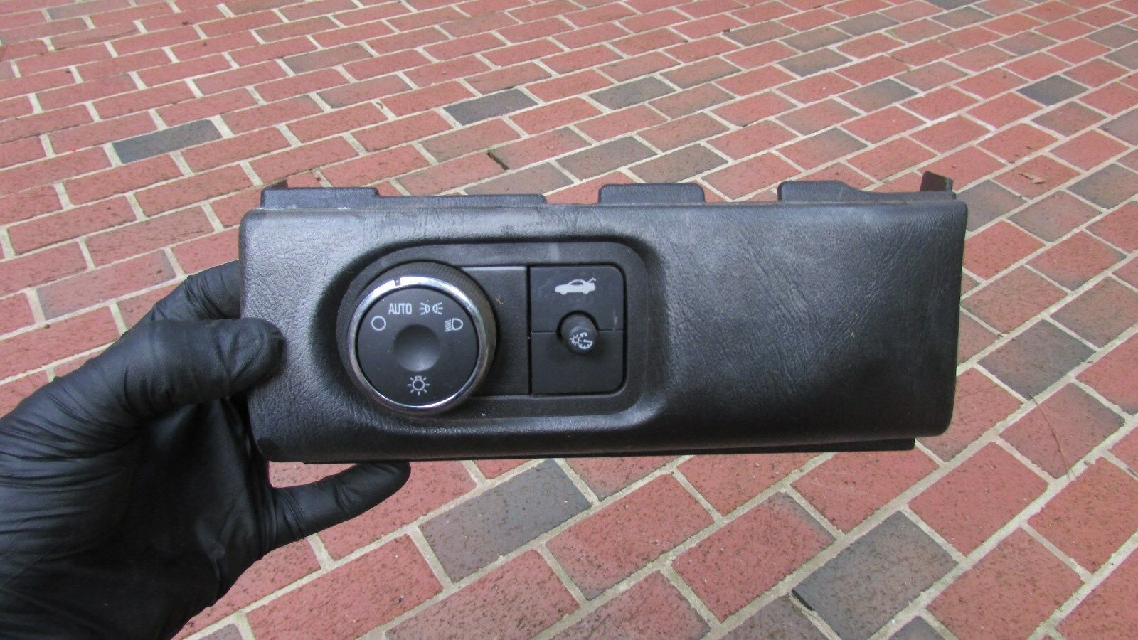 8820D CHEVY MONTE CARLO 06 07 OEM HEADLIGHT HEAD LIGHT LAMP DIMMER