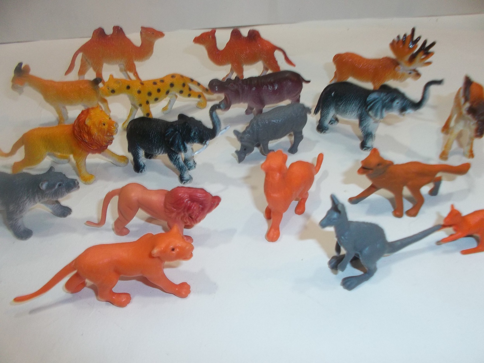 bulk plastic farm animals